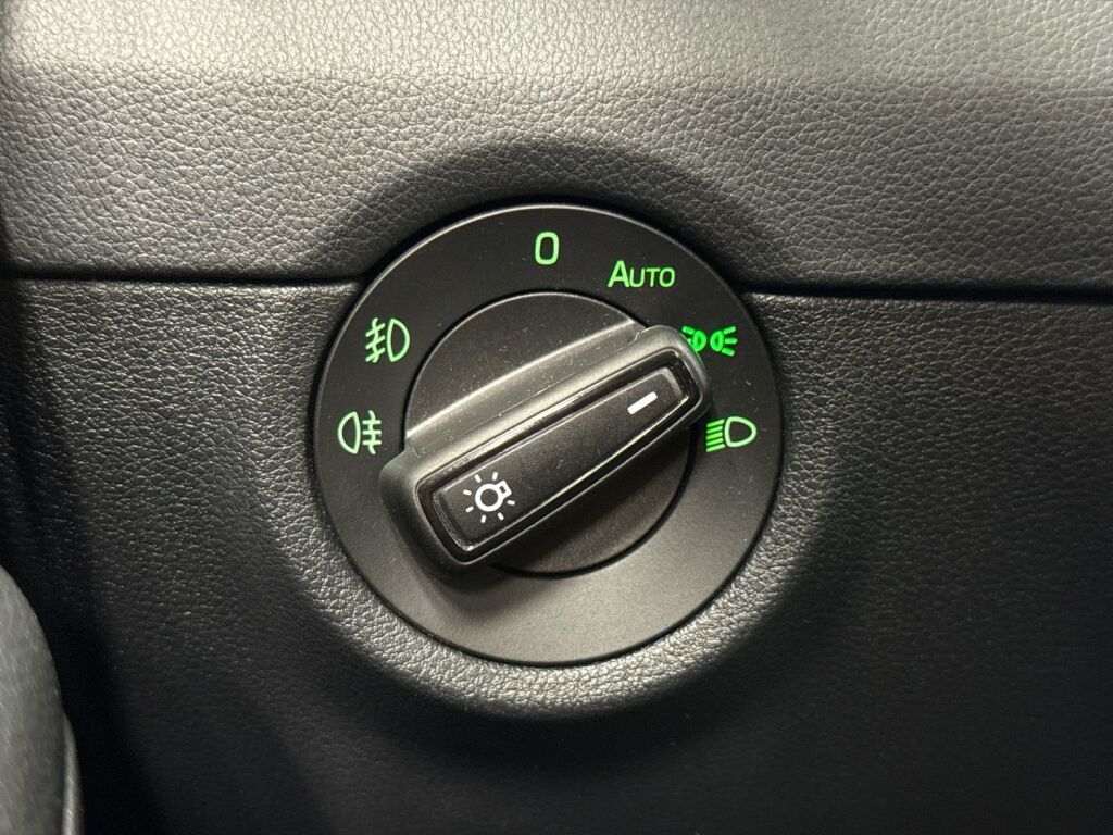 Skoda Octavia 2016 Harmaa