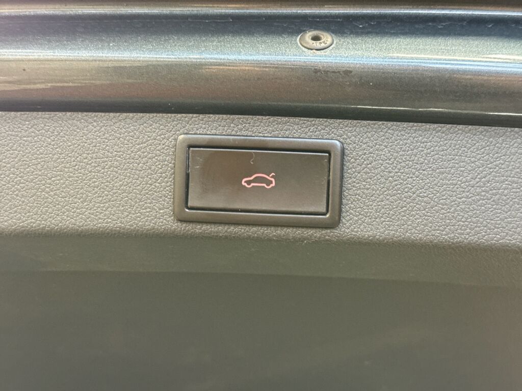 Skoda Octavia 2016 Harmaa