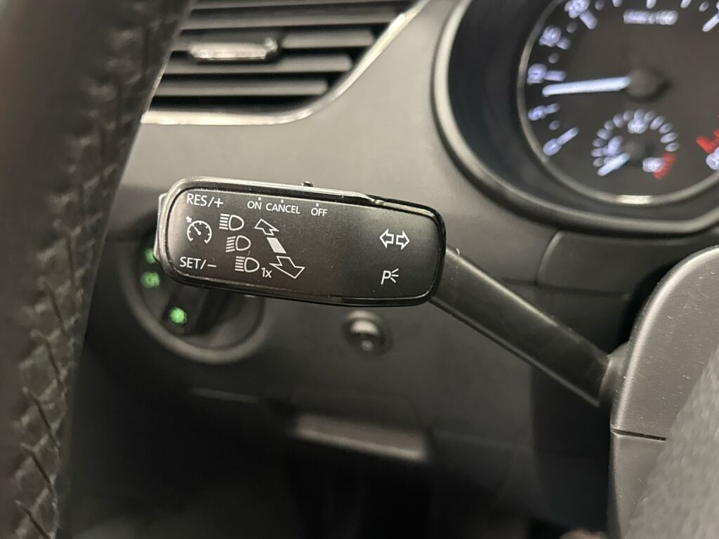 Skoda Octavia 2016 Valkoinen