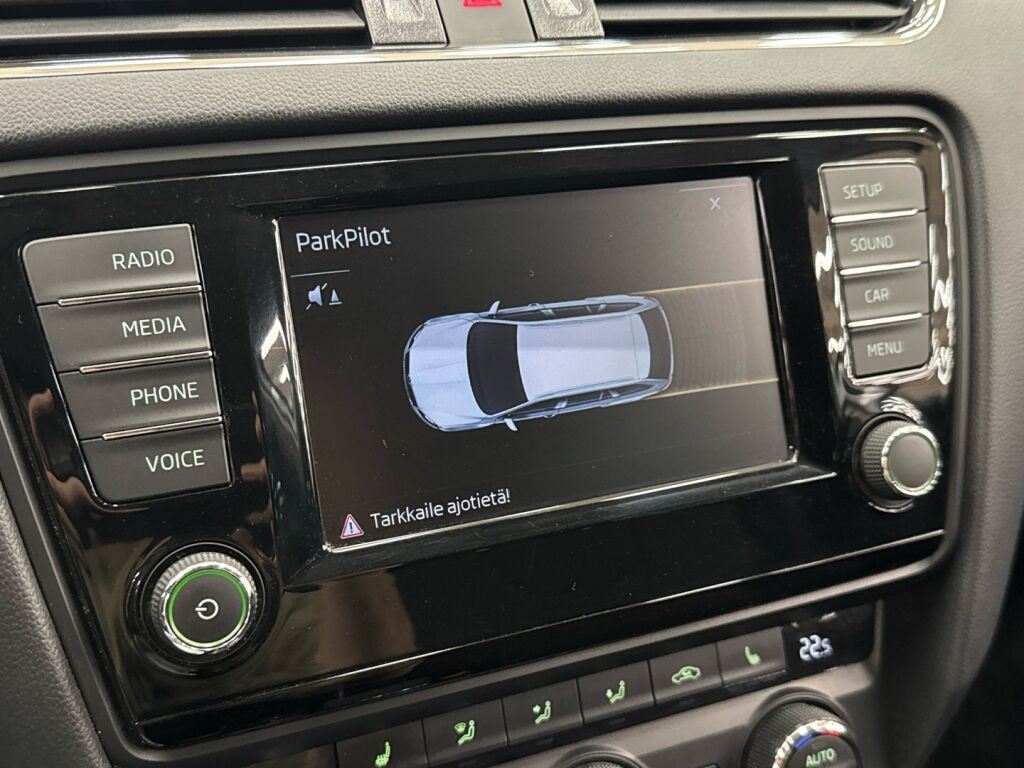 Skoda Octavia 2016 Valkoinen
