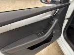 Skoda Octavia 2016 Valkoinen