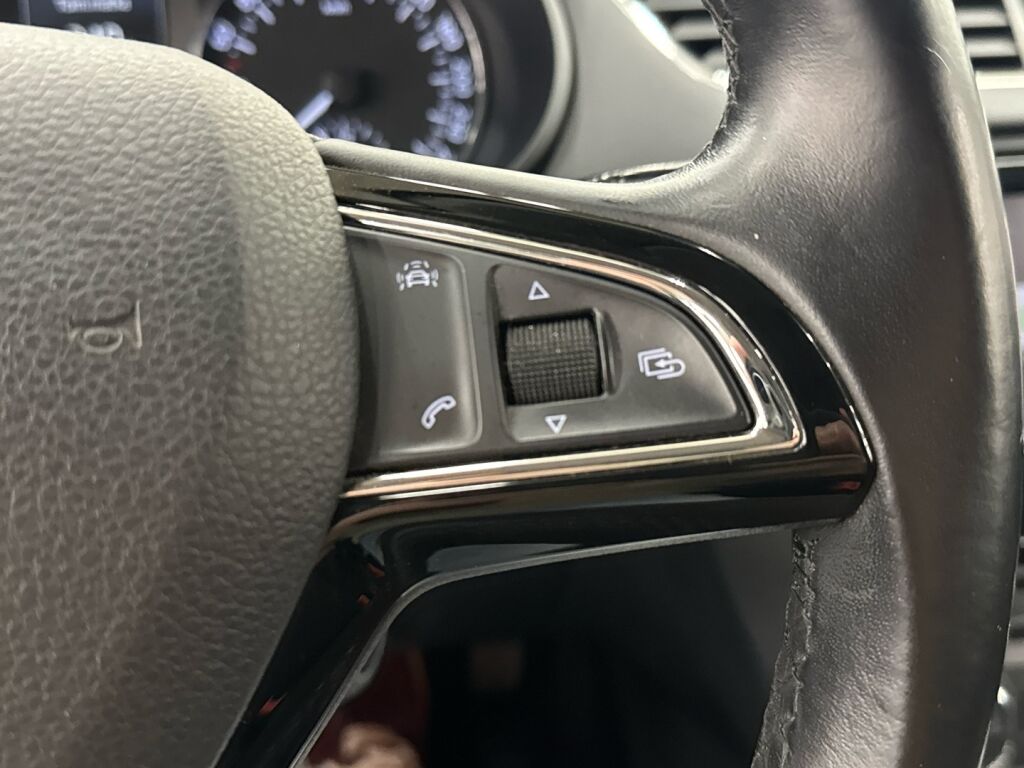 Skoda Octavia 2016 Valkoinen