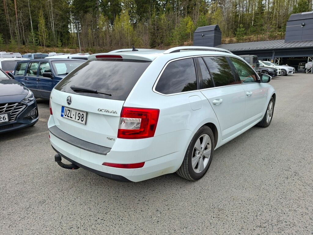 Skoda Octavia 2016 Valkoinen