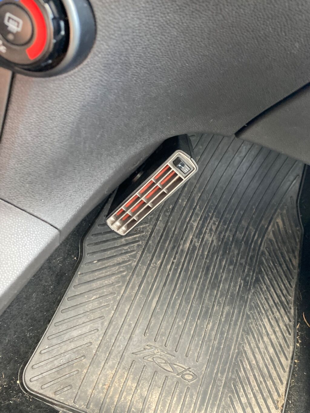 Ford Fiesta 2016 Metallinhohto Harmaa (Magnetic)