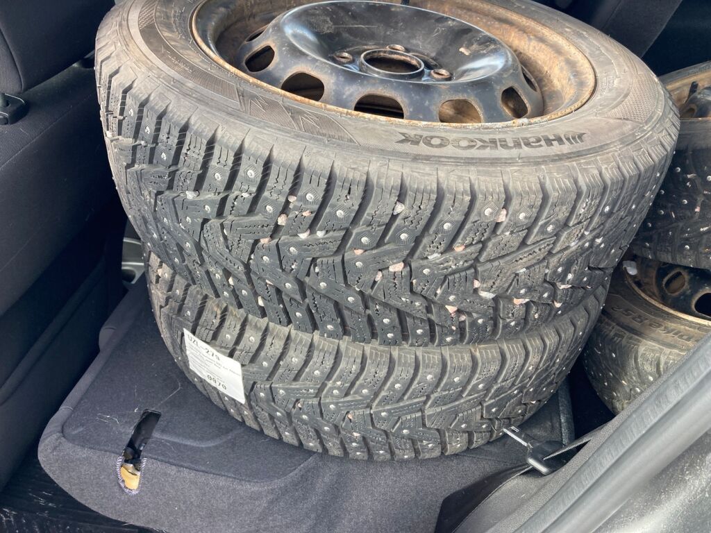 Ford Fiesta 2016 Metallinhohto Harmaa (Magnetic)
