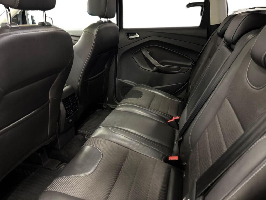 Ford Kuga 2016 Valkoinen