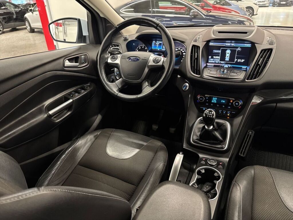 Ford Kuga 2016 Valkoinen