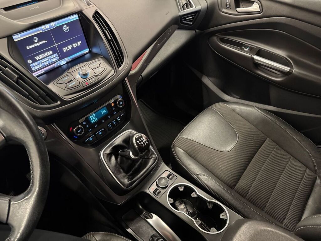 Ford Kuga 2016 Valkoinen