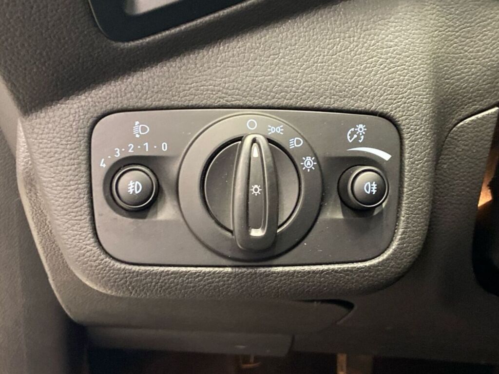 Ford Kuga 2016 Valkoinen