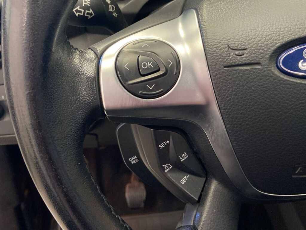 Ford Kuga 2016 Valkoinen