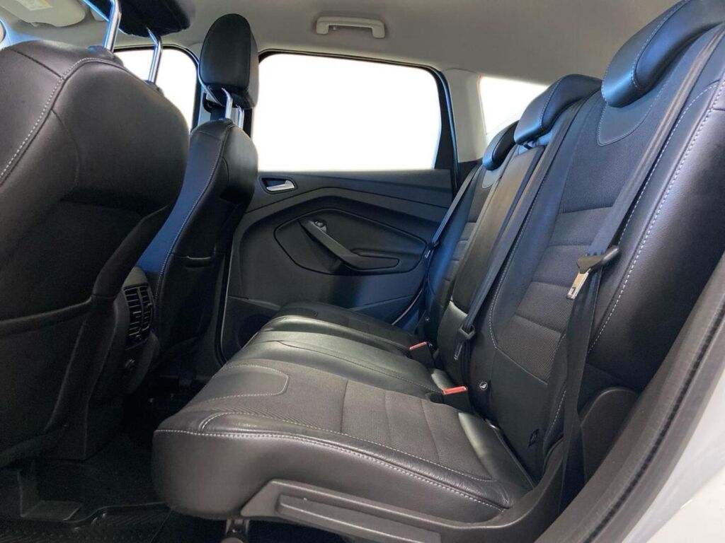 Ford Kuga 2016 Valkoinen