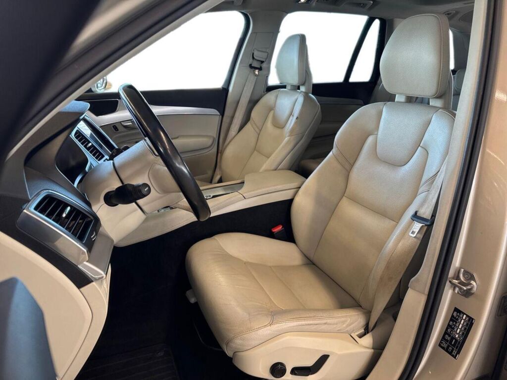 Volvo XC90 2017 Ruskea (beige)