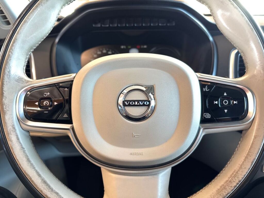 Volvo XC90 2017 Ruskea (beige)