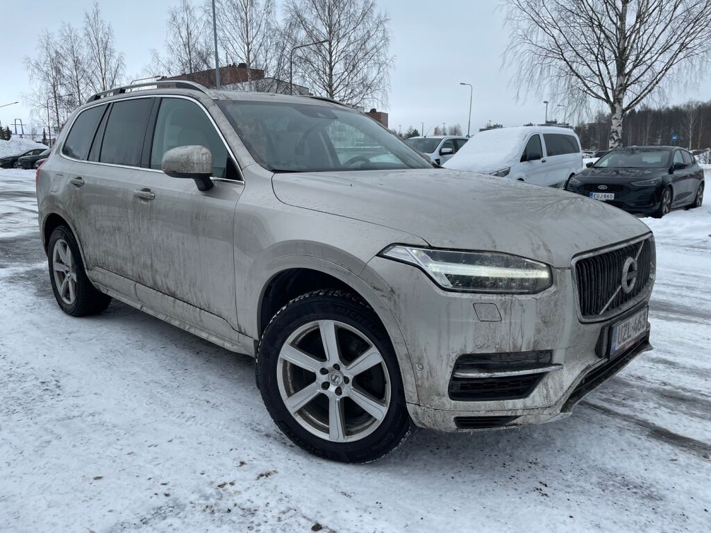 Volvo XC90 2017 Ruskea (beige)