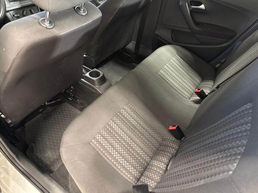 Volkswagen Polo 2016 Valkoinen