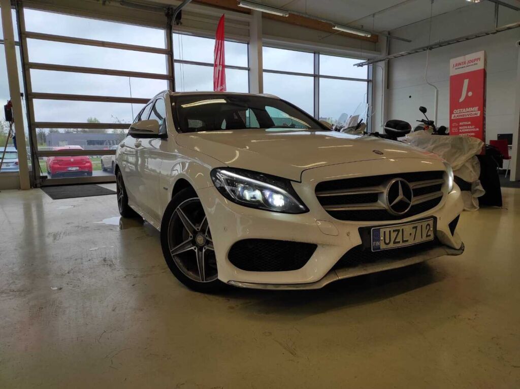 Mercedes-Benz C 2016 Valkoinen