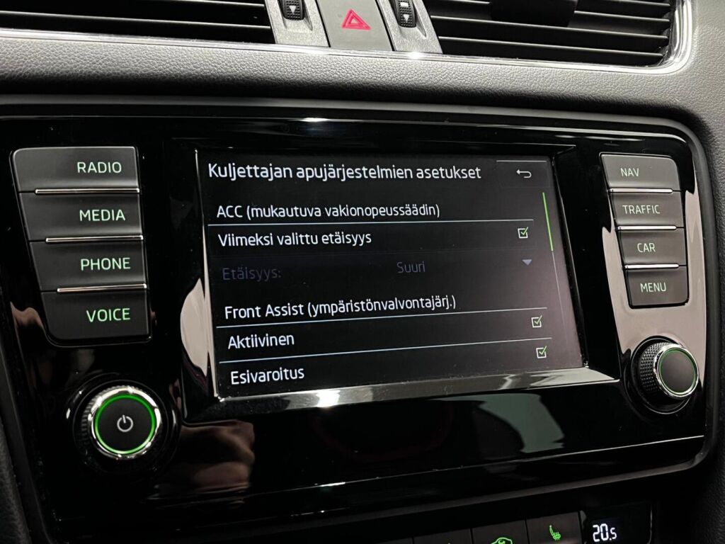 Skoda Octavia 2016 Punainen