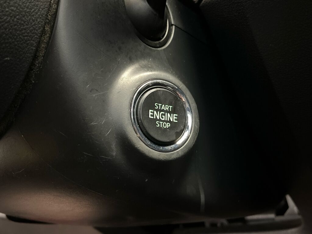 Skoda Octavia 2016 Punainen