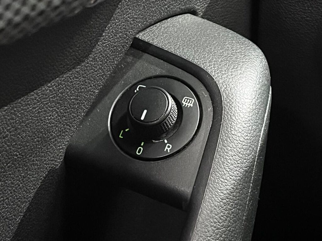 Skoda Octavia 2016 Punainen