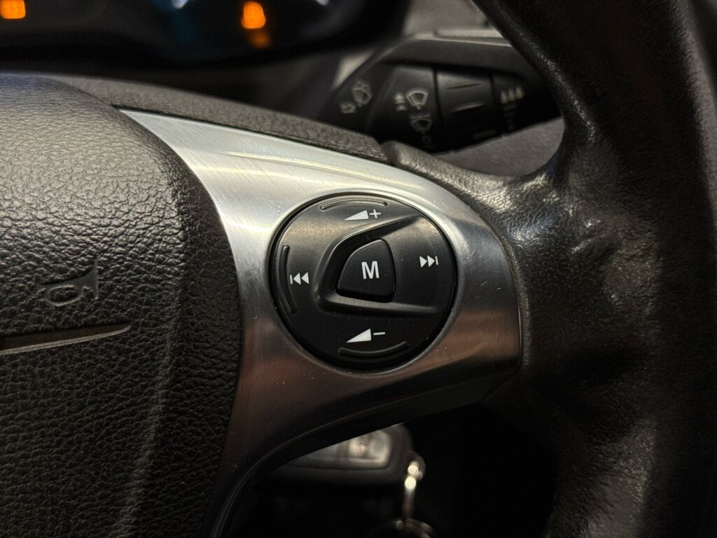 Ford Transit Custom 2016 Punainen