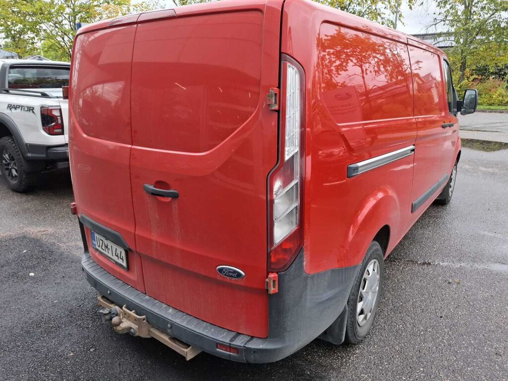 Ford Transit Custom 2016 Punainen