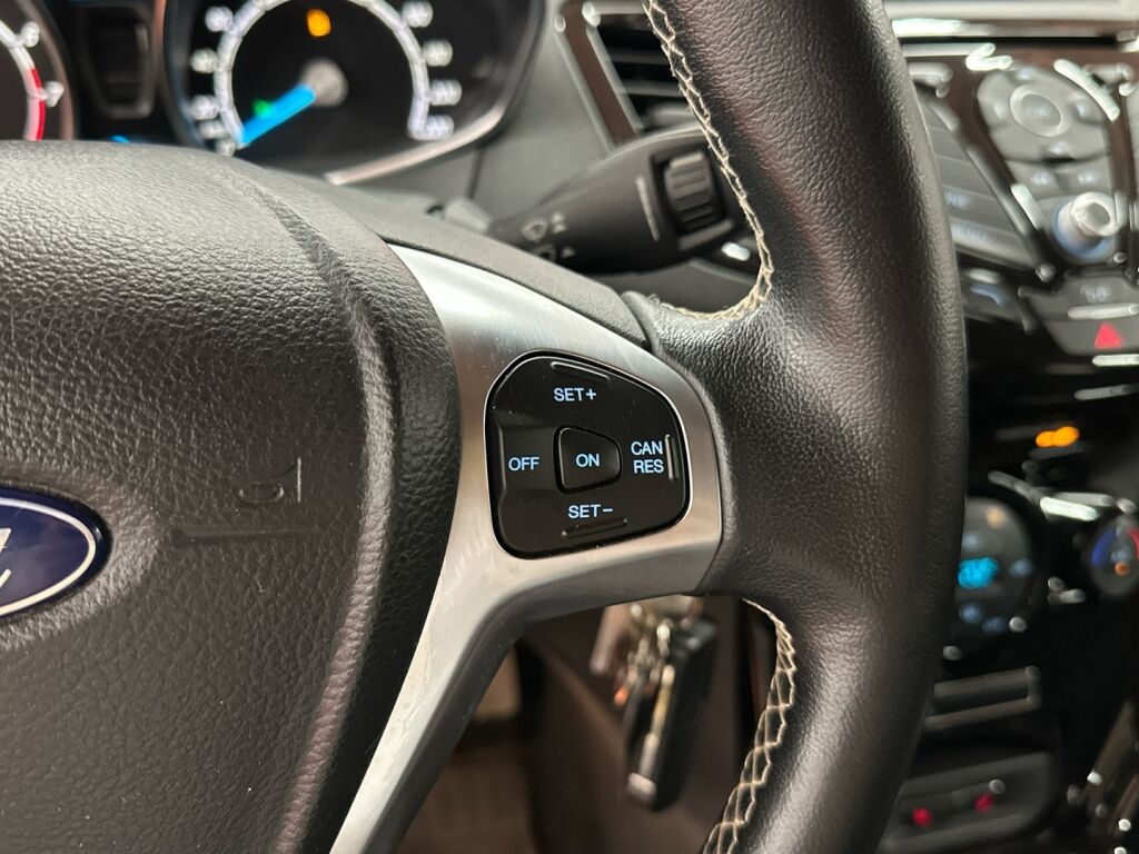 Ford Fiesta 2016 Sininen