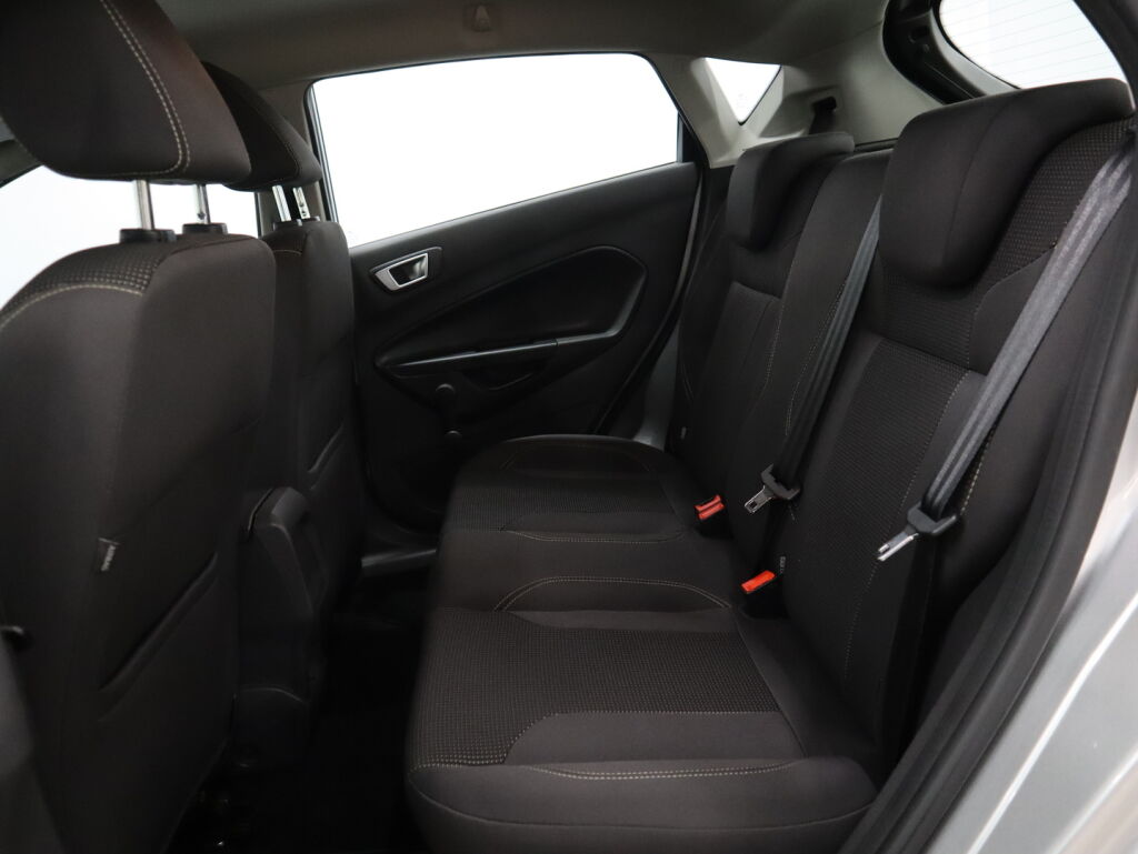 Ford Fiesta 2016 Harmaa