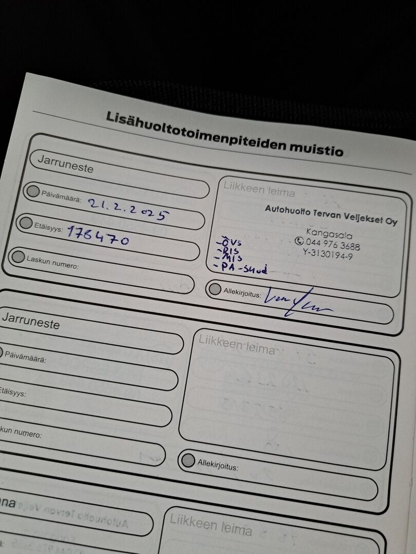 Ford Mondeo 2016 Punainen