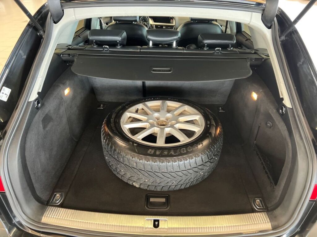 Audi A4 2014 Musta