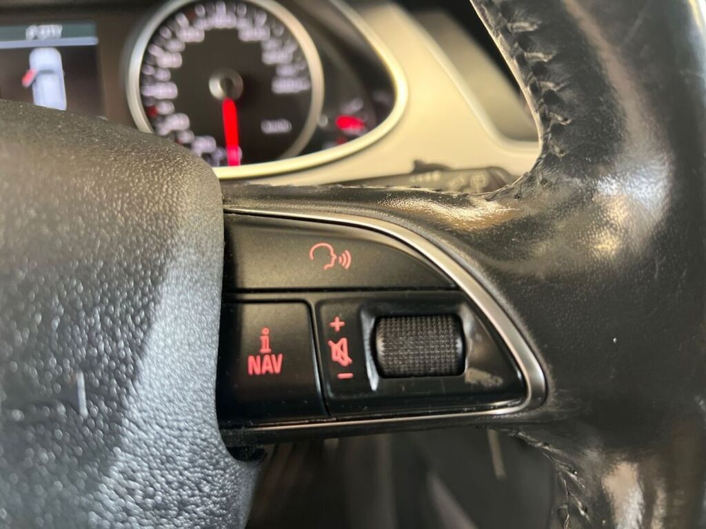 Audi A4 2014 Musta