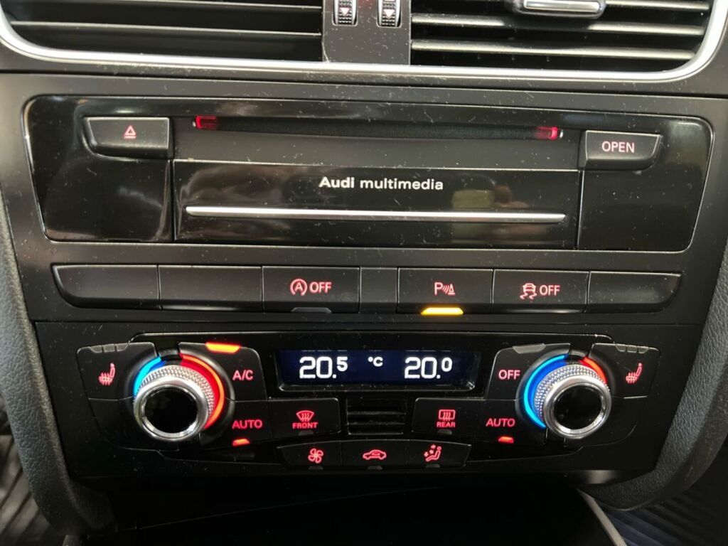 Audi A4 2014 Musta