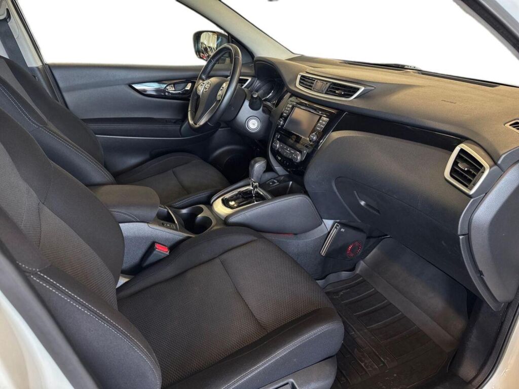 Nissan Qashqai 2016 Valkoinen