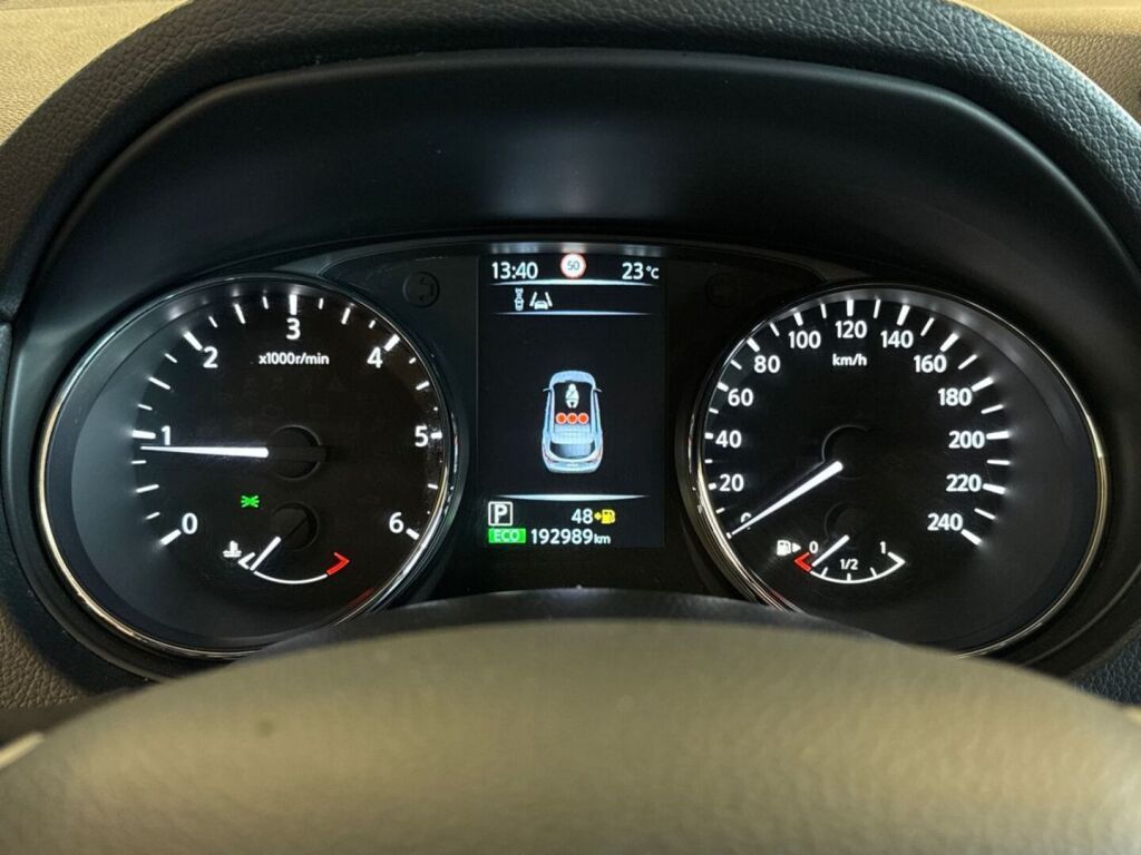 Nissan Qashqai 2016 Valkoinen