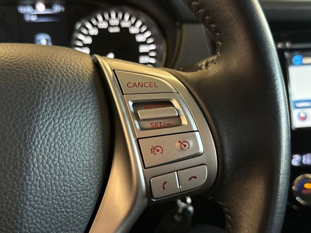 Nissan Qashqai 2016 Valkoinen