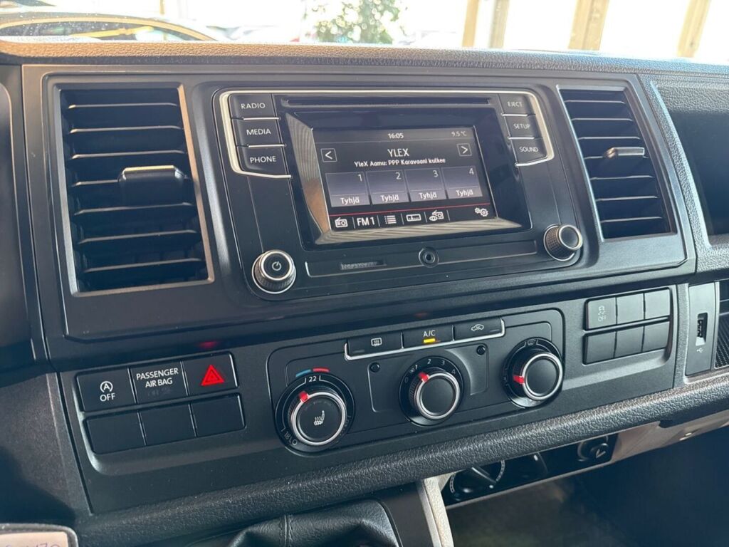 Volkswagen Transporter 2017 Valkoinen