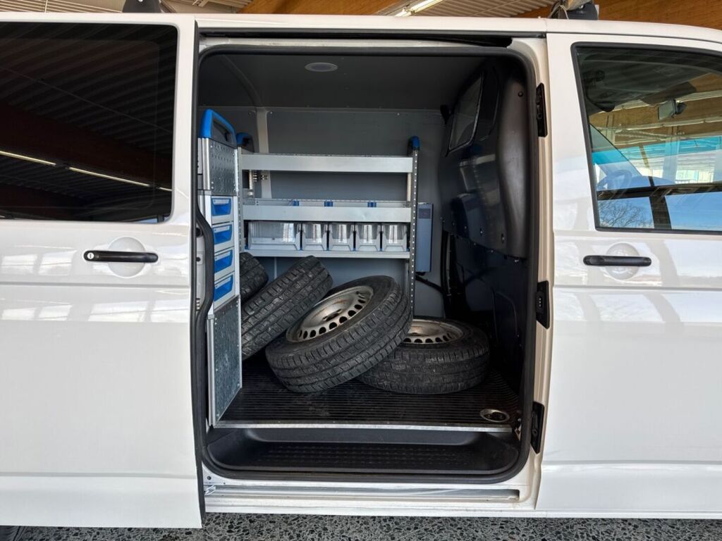 Volkswagen Transporter 2017 Valkoinen