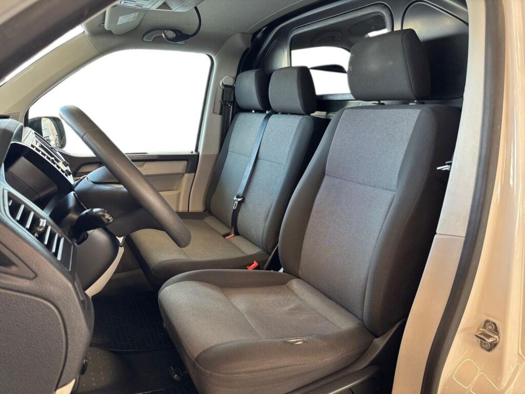 Volkswagen Transporter 2017 Valkoinen