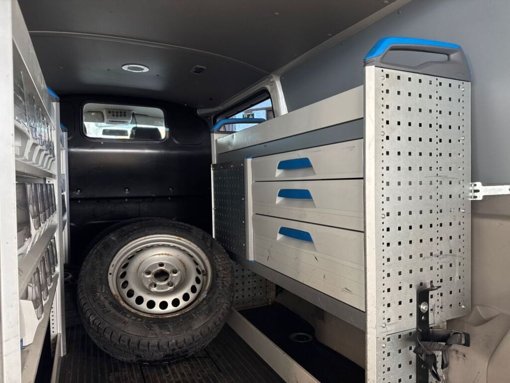 Volkswagen Transporter 2017 Valkoinen