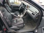 Volvo V70 2013 Musta