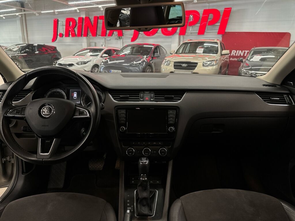 Skoda Octavia 2016 Ruskea (beige)