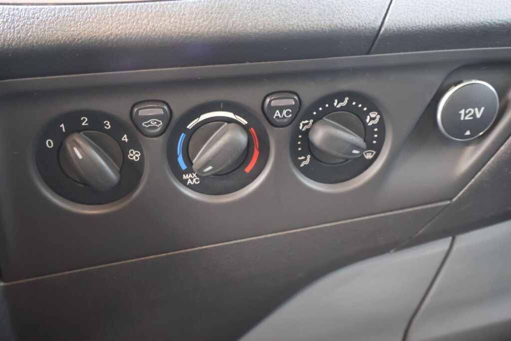 Ford Transit Custom 2017 Musta