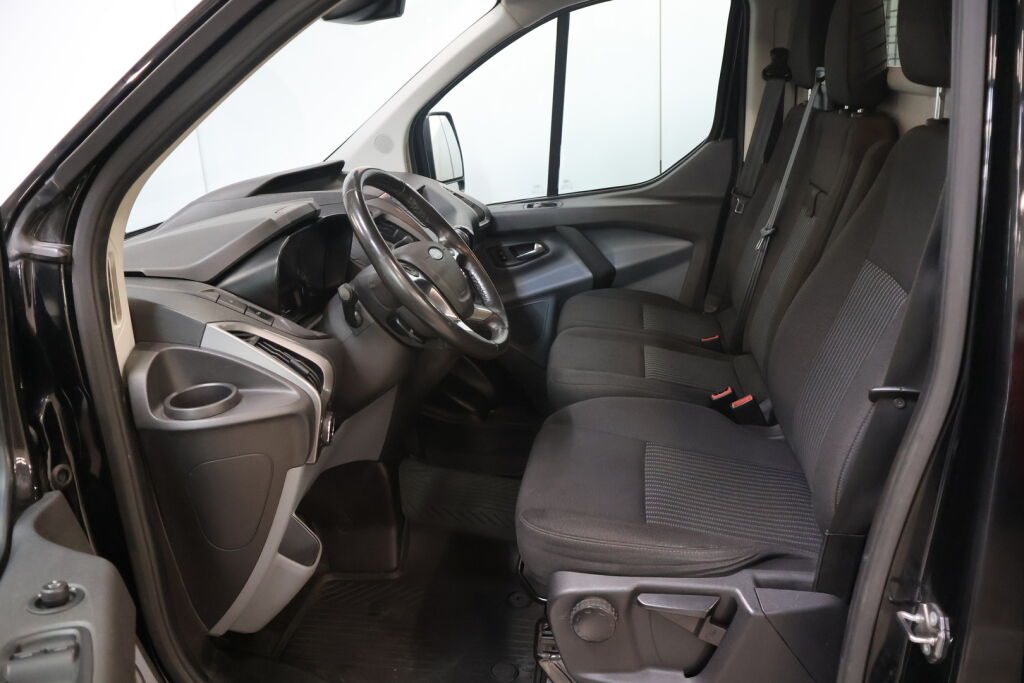 Ford Transit Custom 2017 Musta