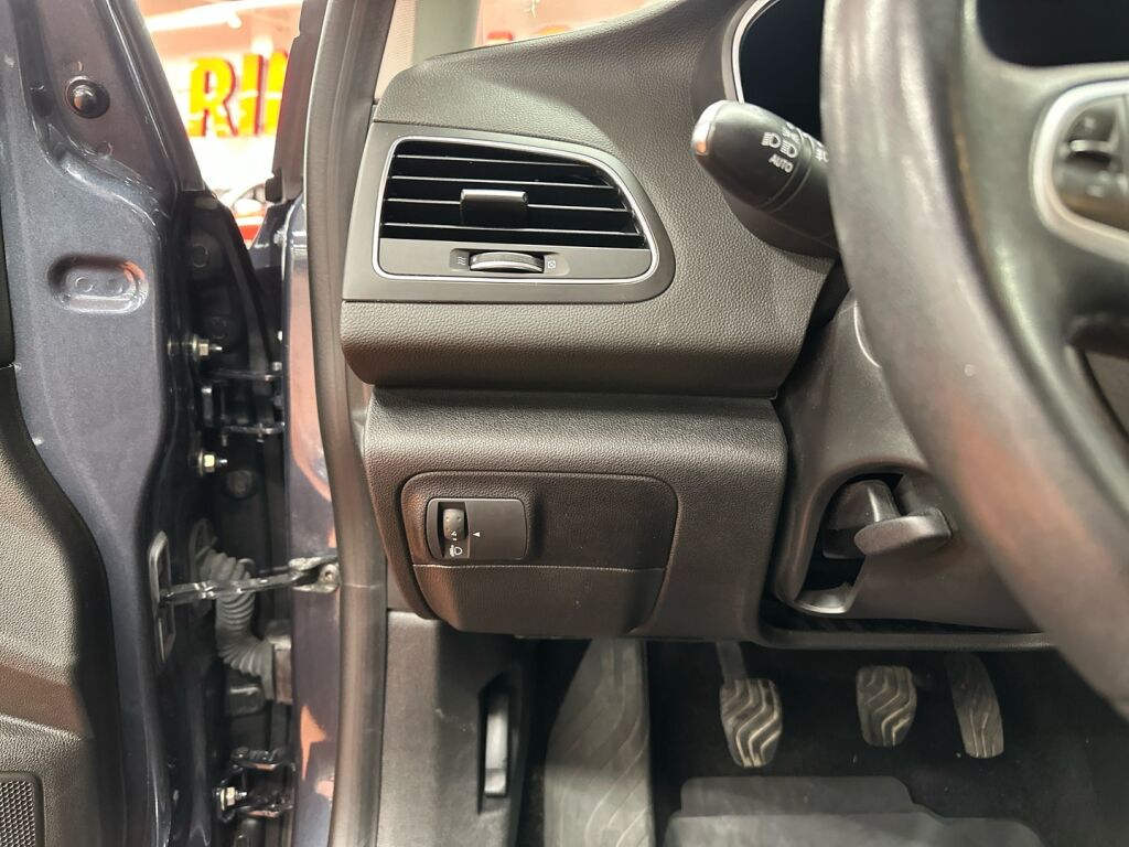 Renault Megane 2016 Harmaa