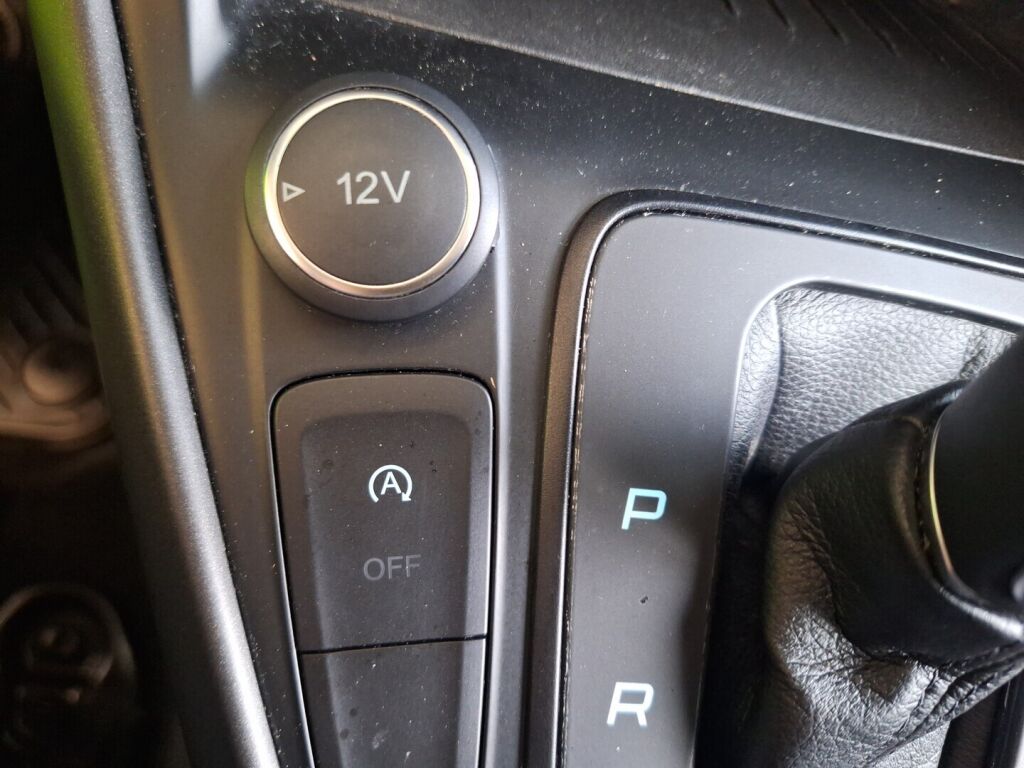 Ford Focus 2017 Valkoinen