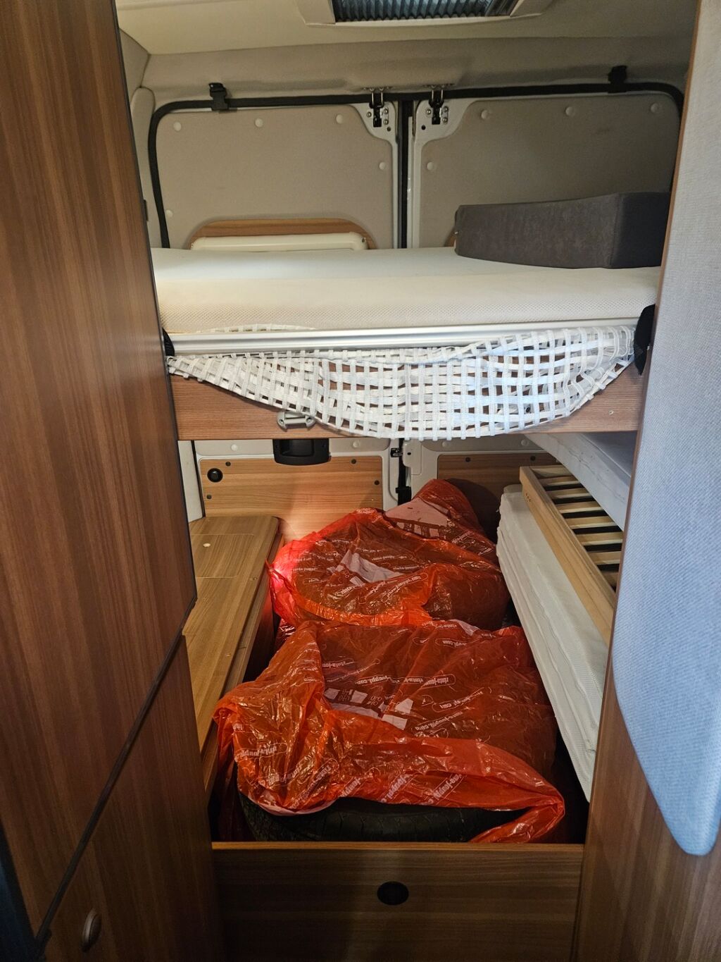 Weinsberg CaraBus 2018 Valkoinen