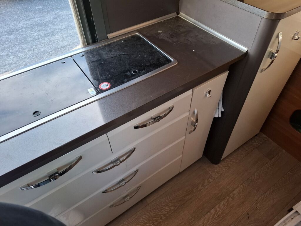 Hobby Vantana K60 2018 Valkoinen