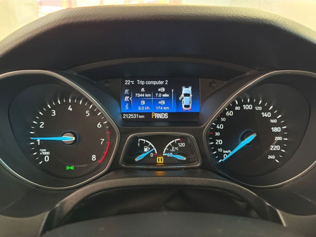 Ford Focus 2017 Musta