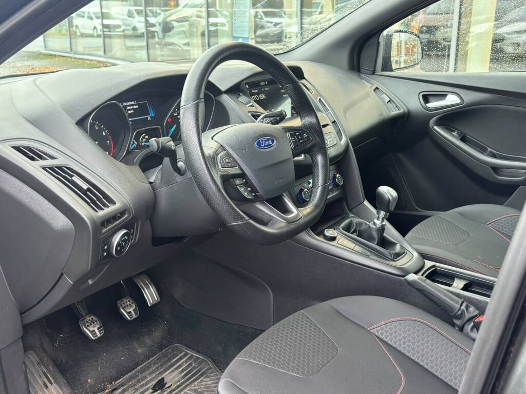 Ford Focus 2017 Harmaa