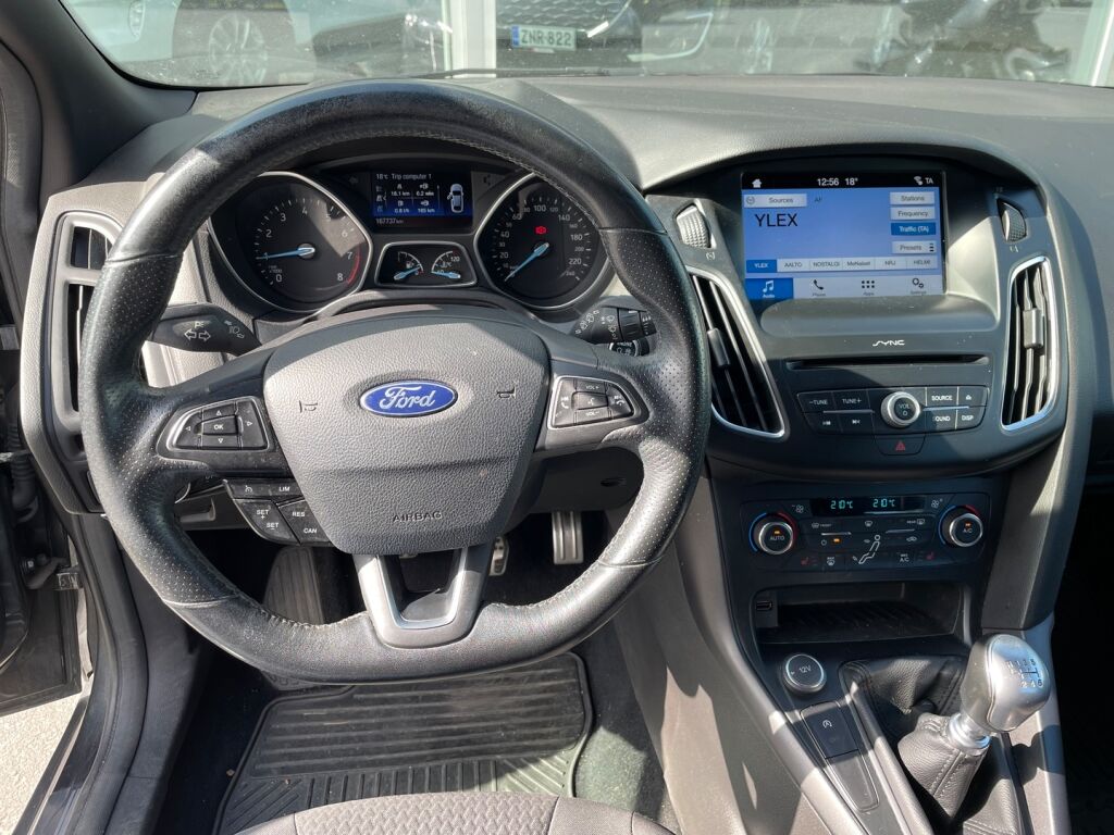 Ford Focus 2017 Harmaa