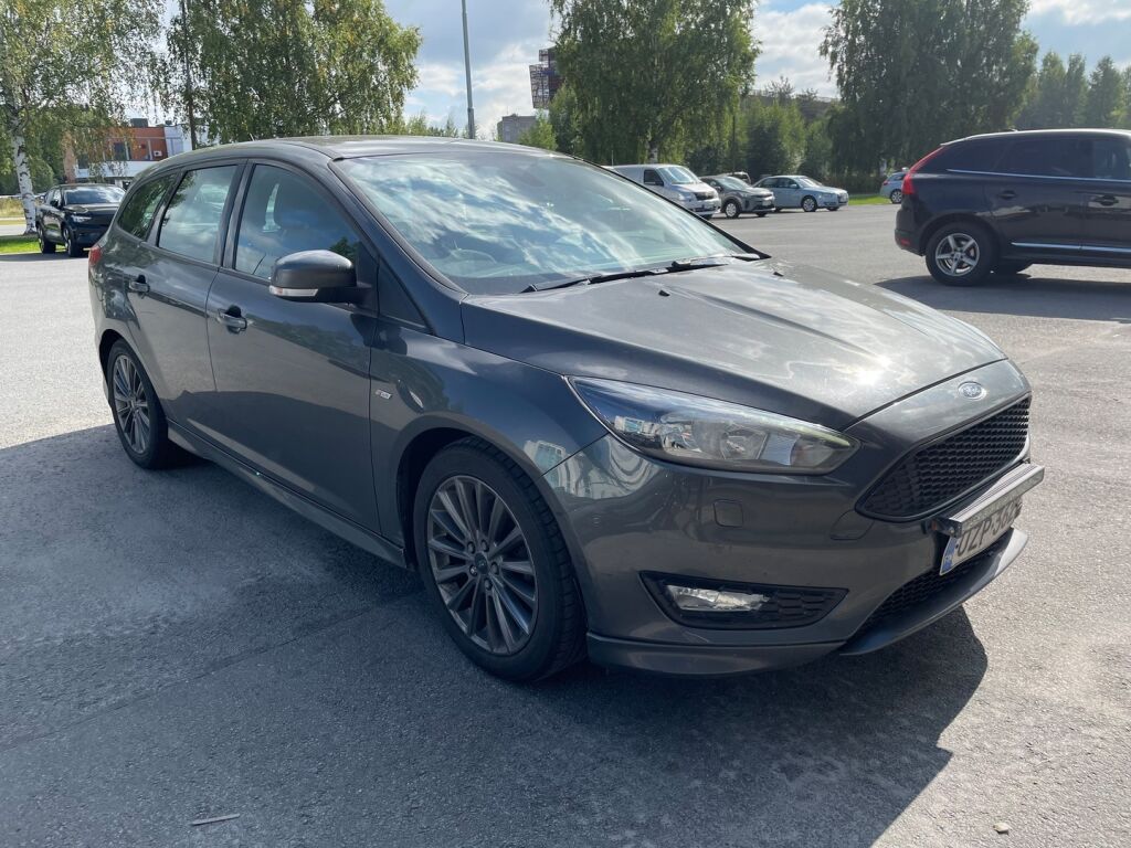 Ford Focus 2017 Harmaa
